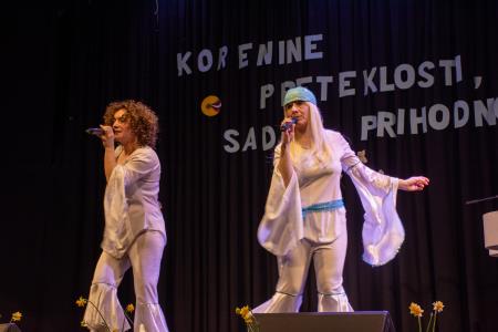 ‘‘Korenine preteklosti, sadovi prihodnosti” (30)